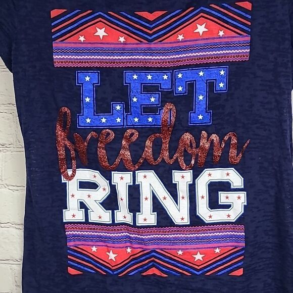 Patriotic Burnout Tee Juniors Small Let Freedom Ring American Red White Blue Top - Picture 2 of 9